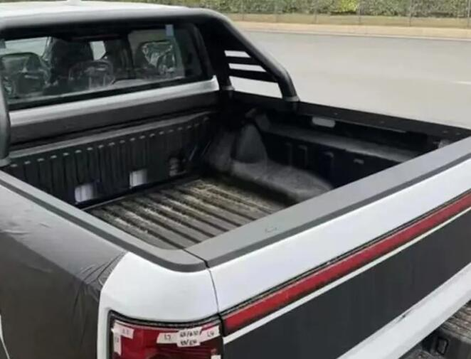 对标特斯拉Cybertruck?比亚迪首款皮卡谍照被曝光出来