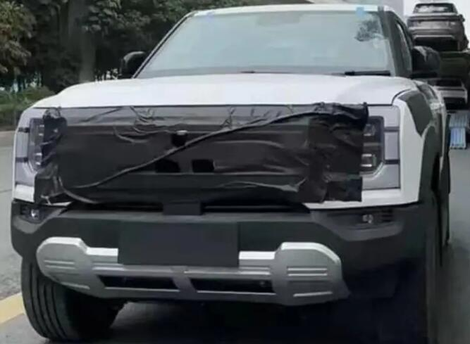对标特斯拉Cybertruck?比亚迪首款皮卡谍照被曝光出来